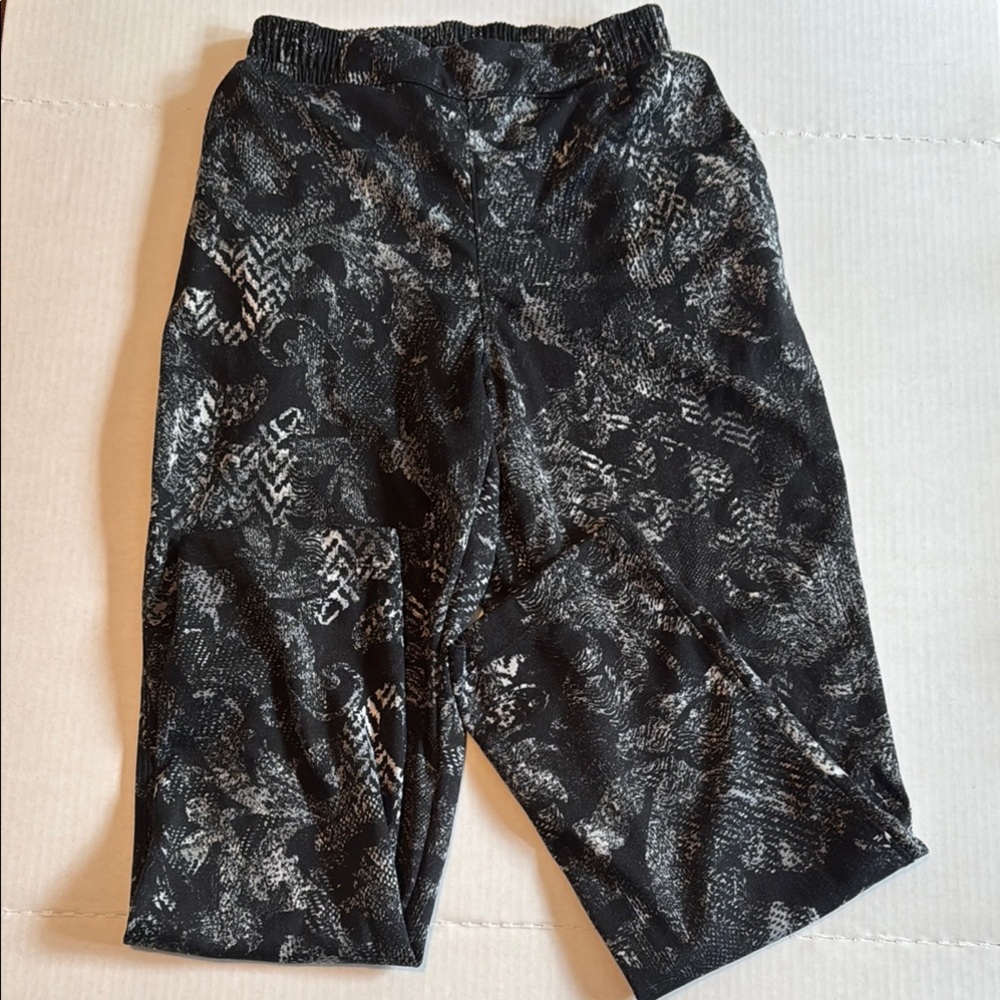 LuLaRoe Black and Gray Lena Pants